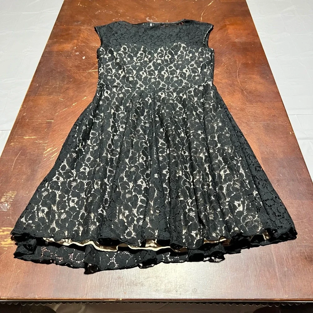 Speechless Black Floral Lace Fit and Flare Illusion Cocktail Dress Medium